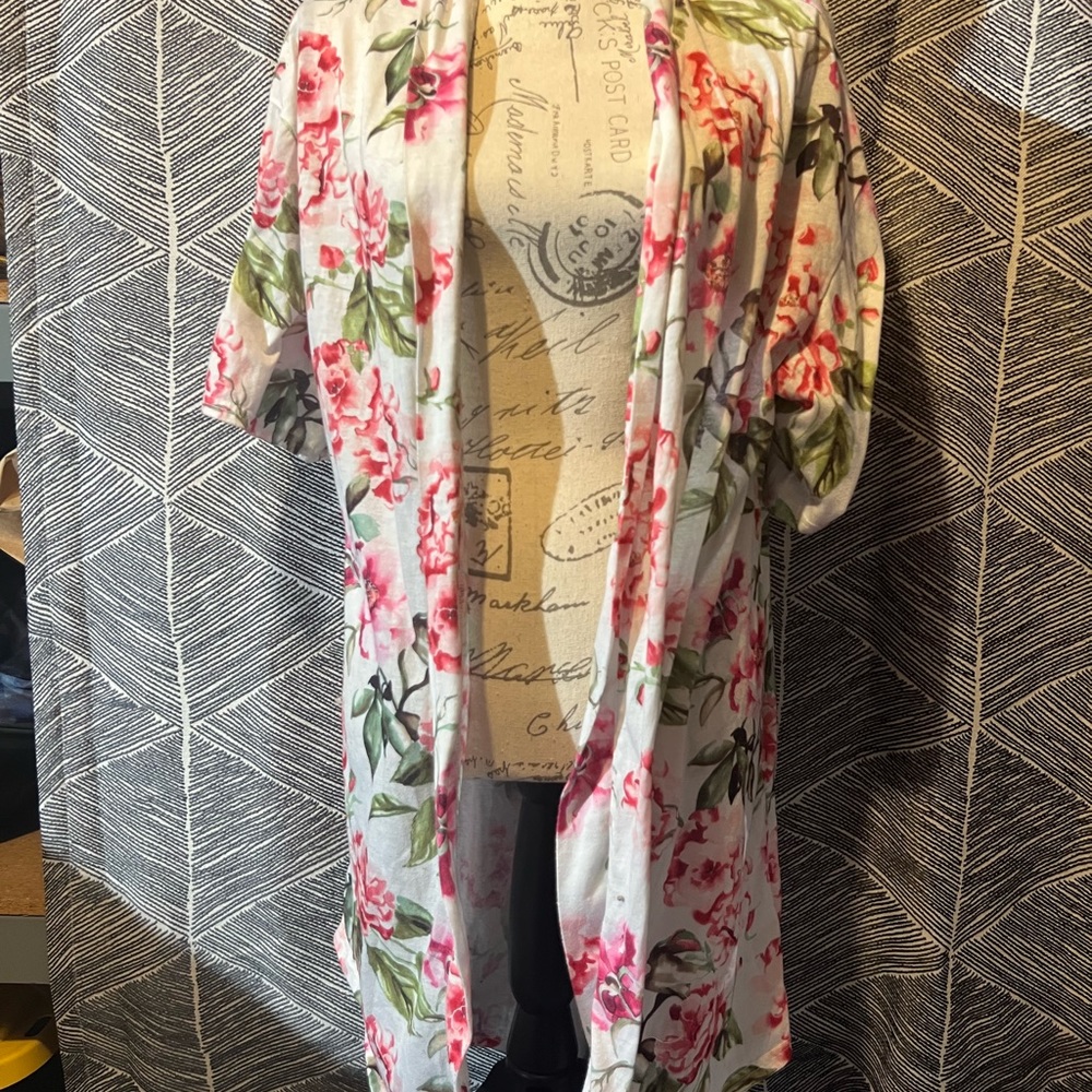 Show me your MUMU Flower Flowy Lightweight Cardigan